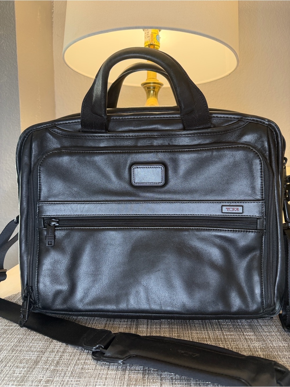 Tumi Black Leather Business Briefcase with Shoulder Strap